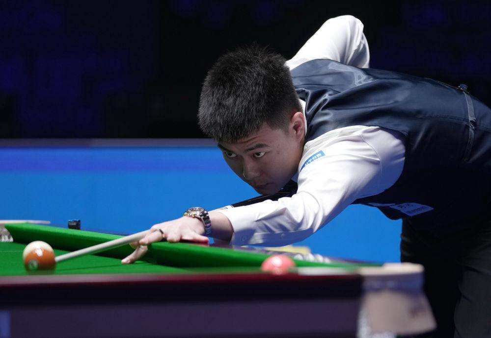 樊振东和孙颖莎 问鼎WTT世界杯决赛冠军