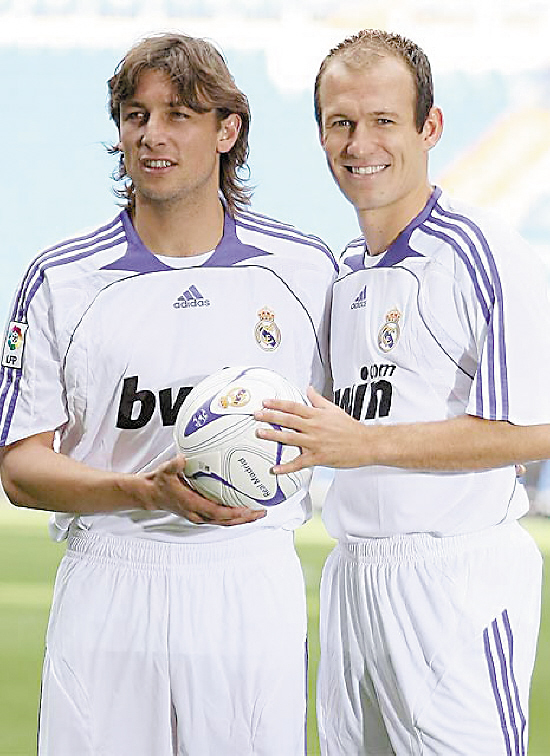 消息披露！拜仁內部預測諾伊爾或將2024年復出！.