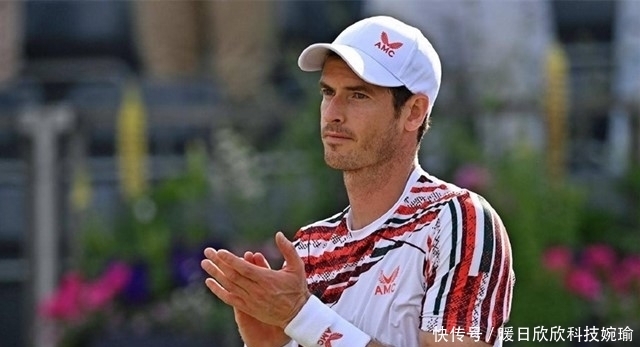 起他和伍兹 起他和伍兹