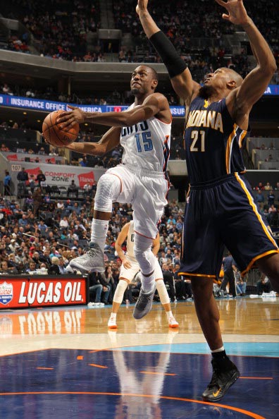 推动场馆开 推动场馆开